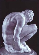 Haga click para ver la imagen ampliada crouching boy.jpg